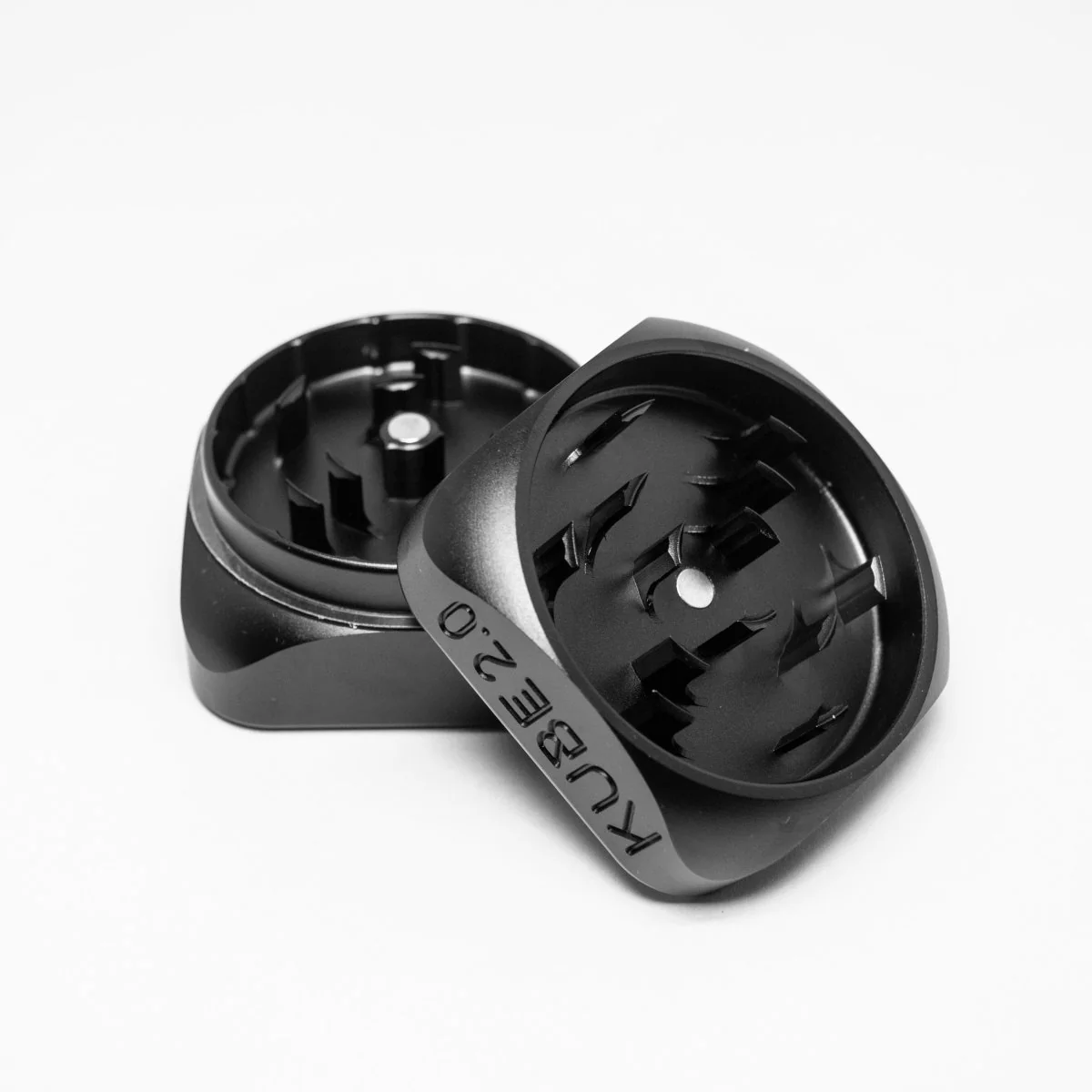 Kube 2.0 Grinder - Image 3